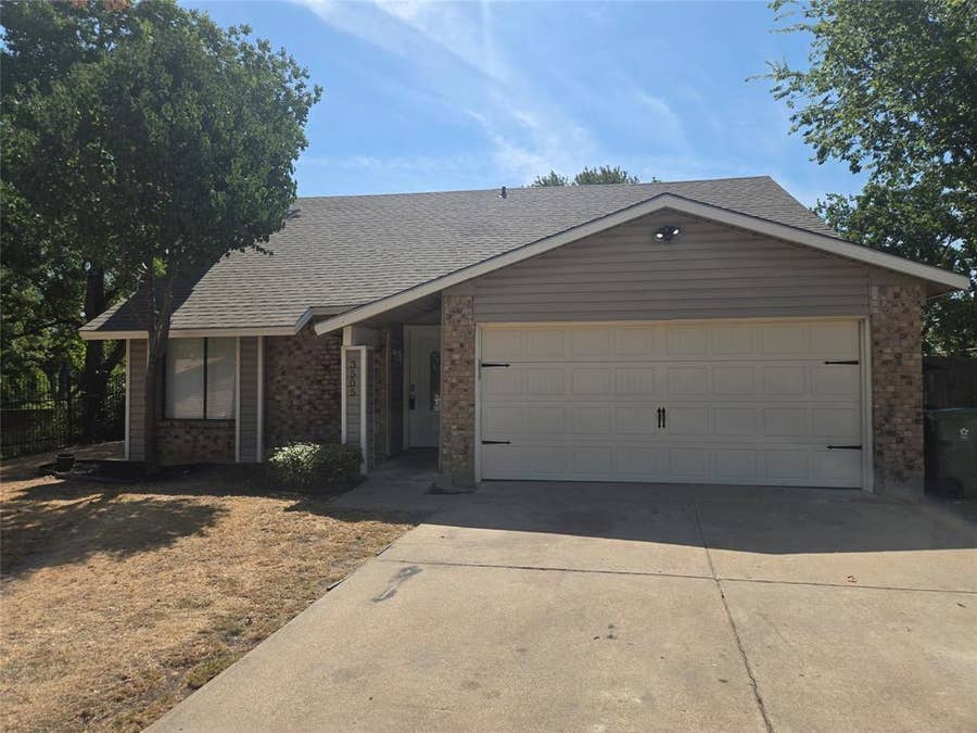 Property photo for 3505 Rush Springs Drive, Arlington, TX
