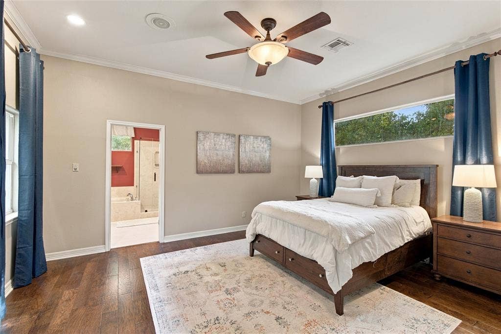 11408 Somerville Drive, Temple, TX 76502 Vaulted ceiling, wood-finish flooring, ceiling fan with integrated lighting, transom window, and a recessed ceiling light