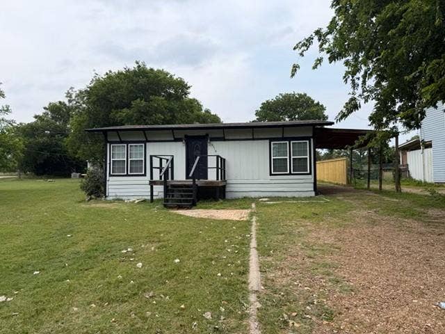 Property photo for 6870 Briar Road, Azle, TX