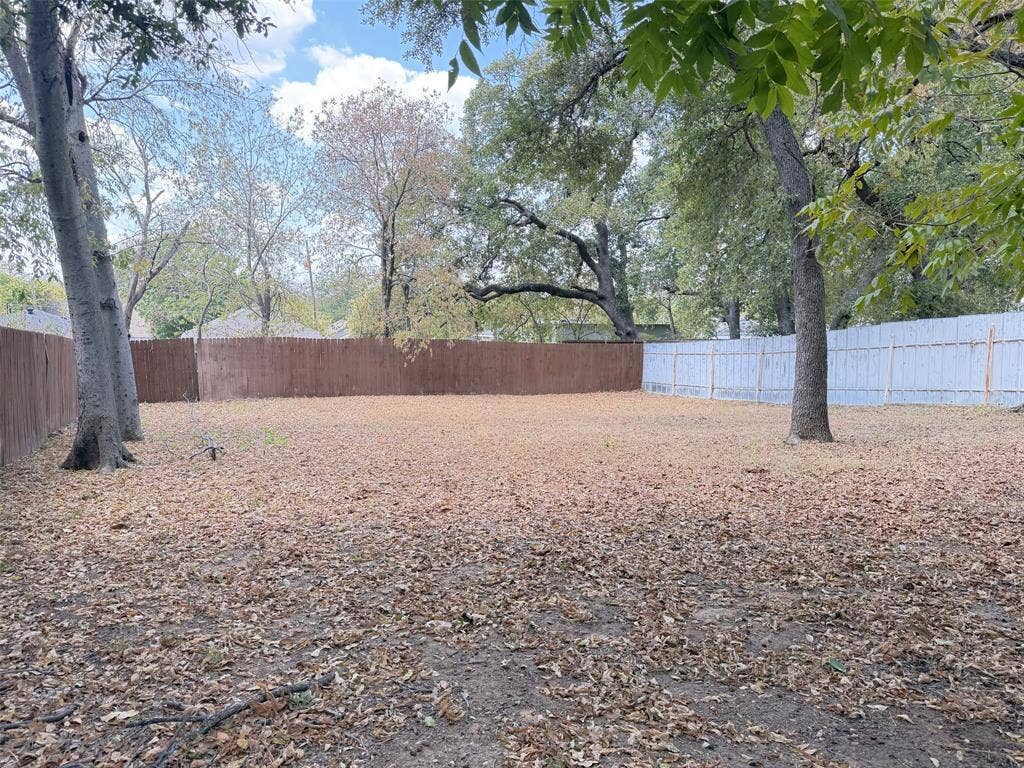 713 N Wood Street, Denton, TX 76209 713 N Wood Street, Denton, TX 76209