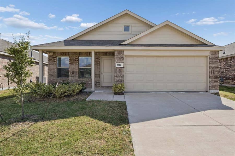 Property photo for 1633 Rosy Finch Drive, Forney, TX
