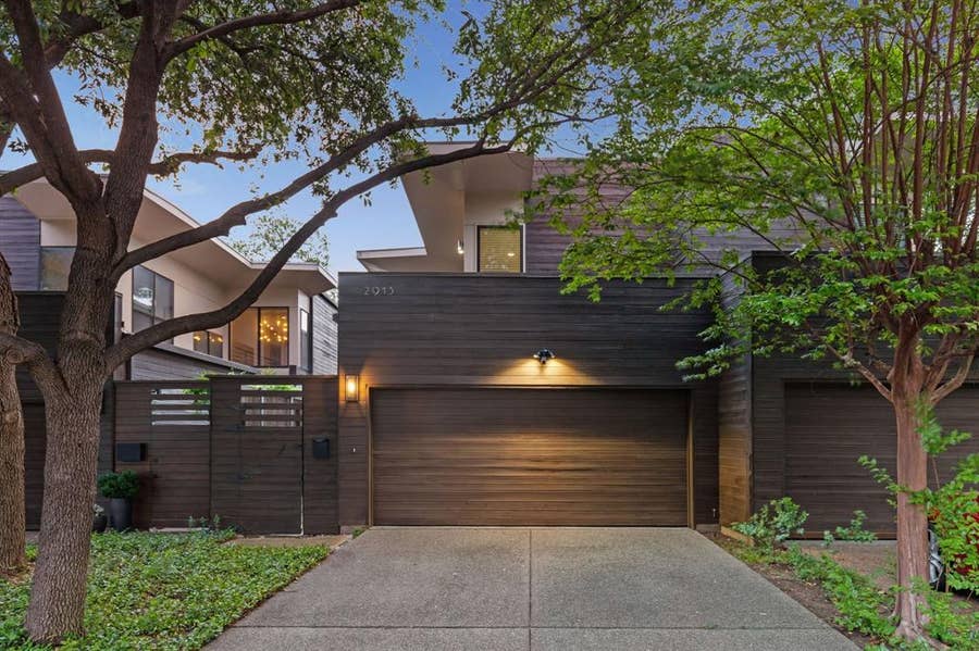 Property photo for 2913 Reagan Street, Dallas, TX
