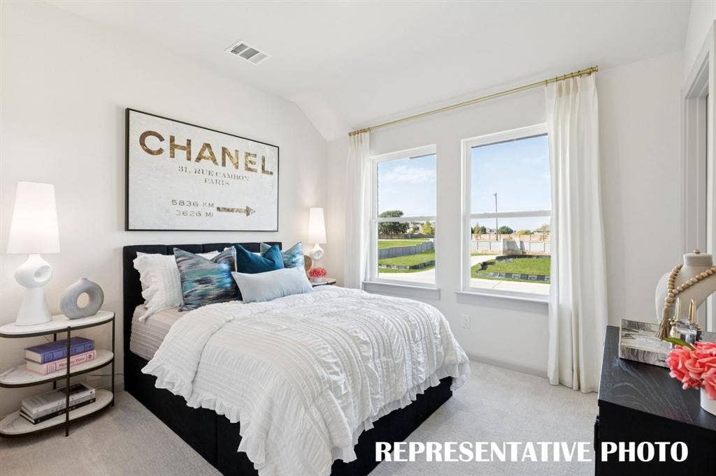 3733 Homer Court, McKinney, TX 75071 Our Bella II plan offers two nicely sized secondary bedrooms. REPRESENTATIVE PHOTO