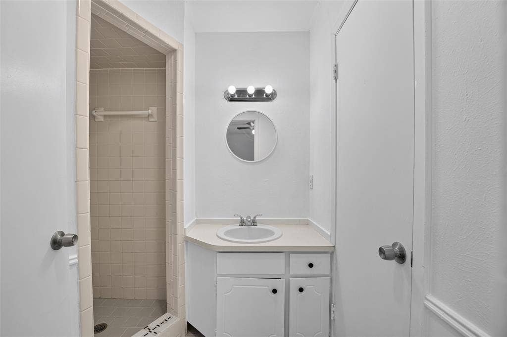5921 Jackie Terrace, Watauga, TX 76148 5921 Jackie Terrace, Watauga, TX 76148