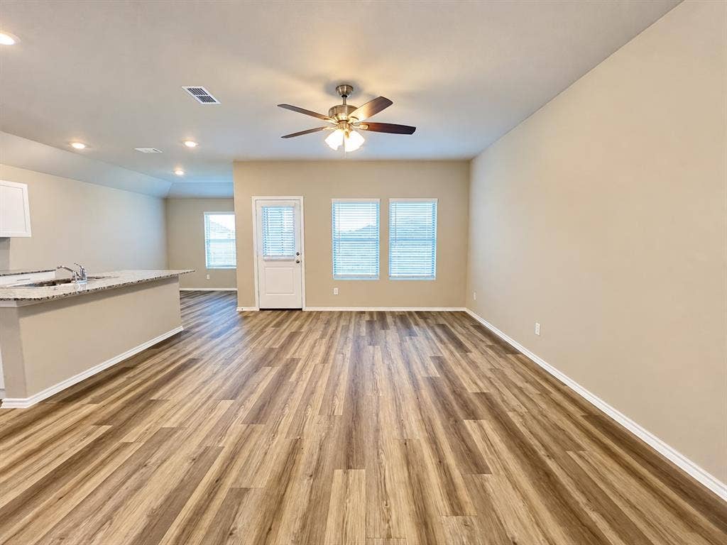 2721 Flowers Drive, Denton, TX 76205