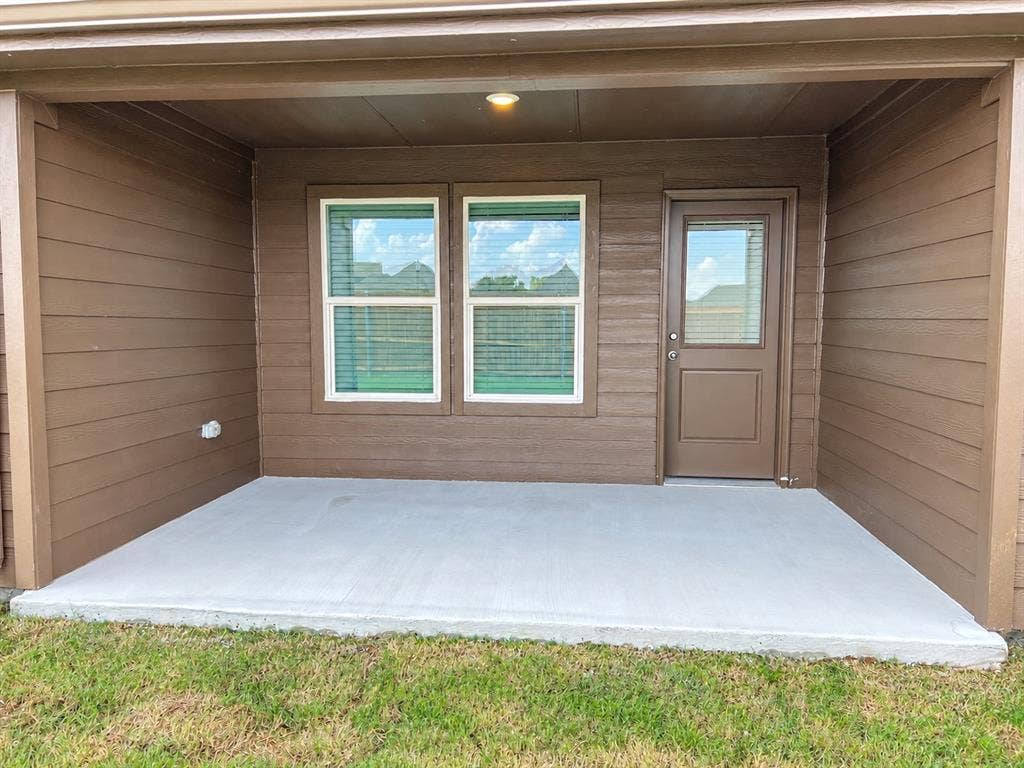 2721 Flowers Drive, Denton, TX 76205