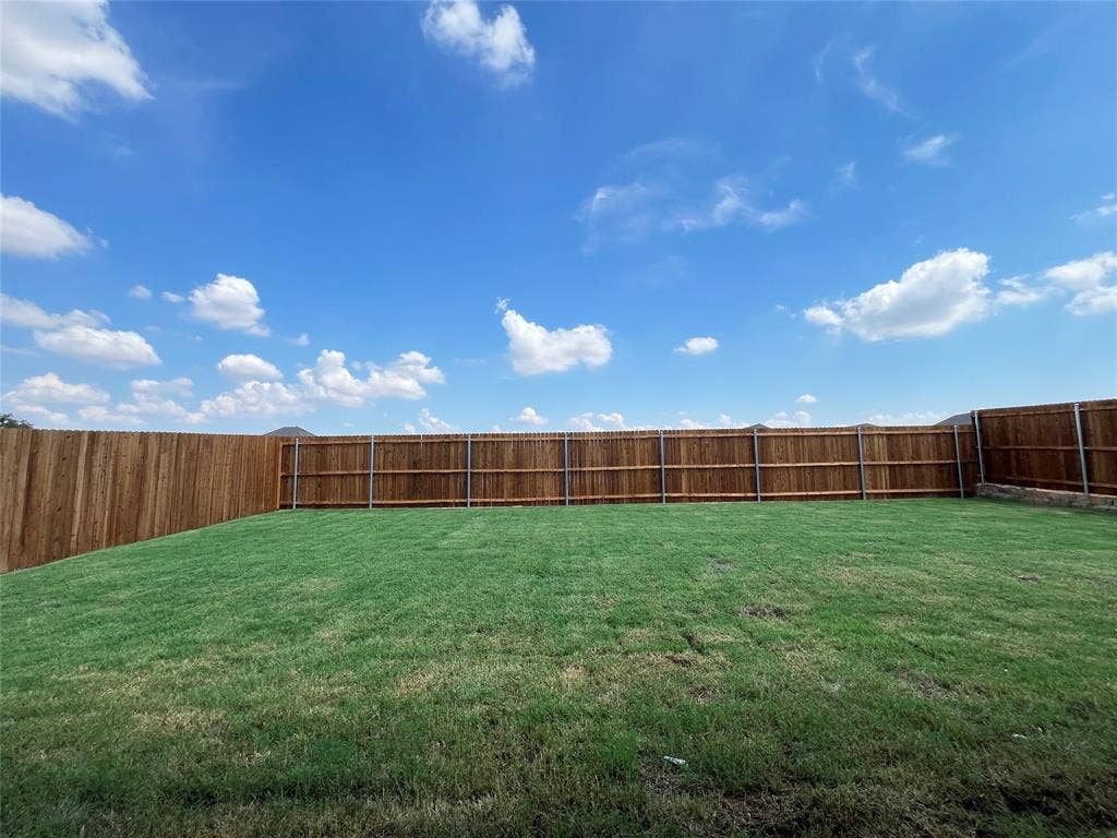 2721 Flowers Drive, Denton, TX 76205