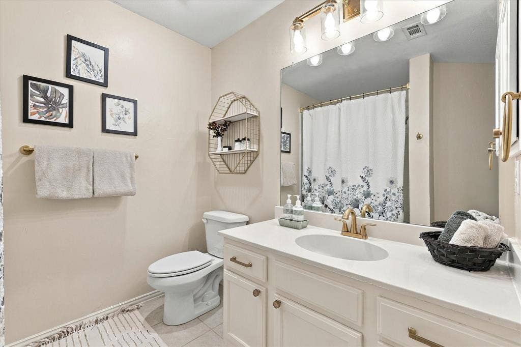 1125 Shadetree Lane, Allen, TX 75013 1125 Shadetree Lane, Allen, TX 75013