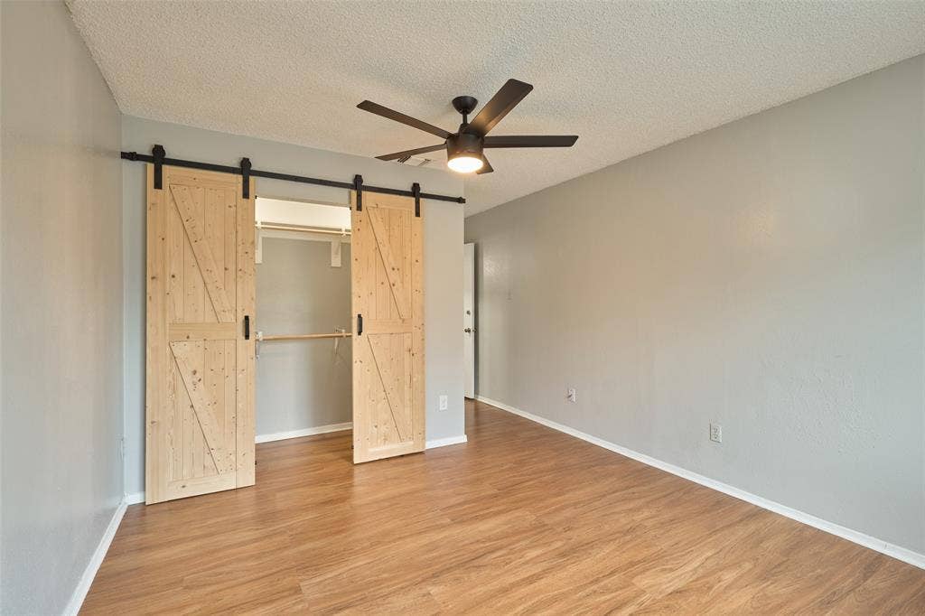 16151 Barbarossa Drive, Houston, TX 77083 16151 Barbarossa Drive, Houston, TX 77083