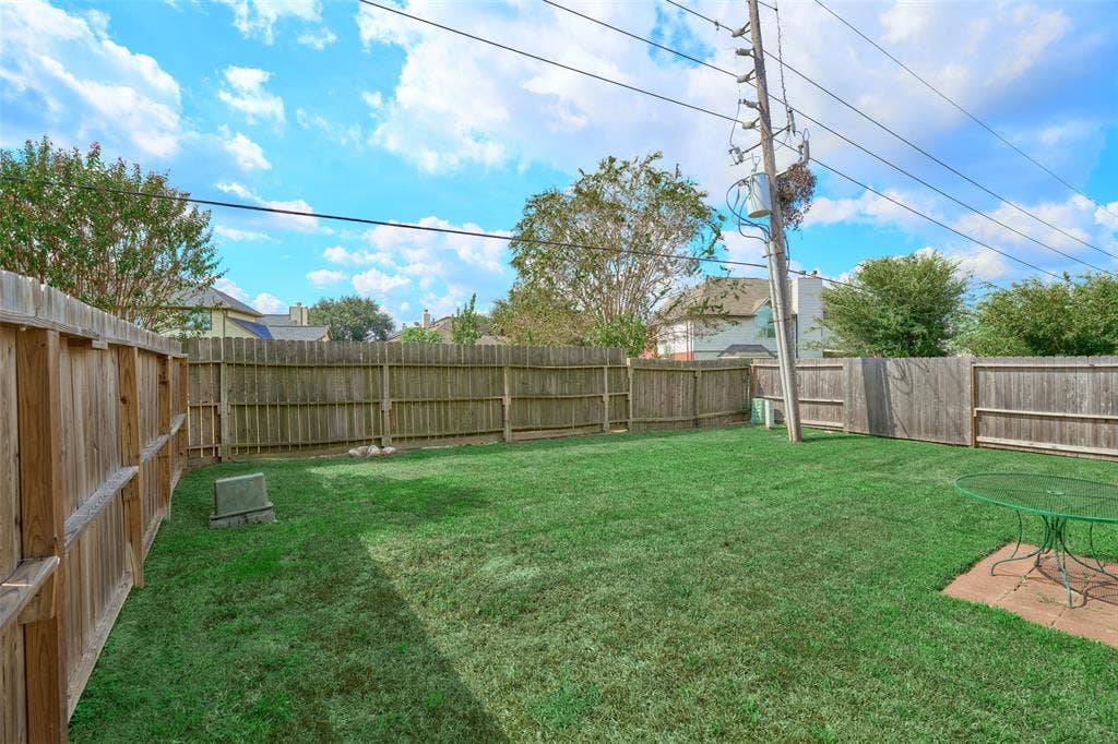 16151 Barbarossa Drive, Houston, TX 77083 16151 Barbarossa Drive, Houston, TX 77083