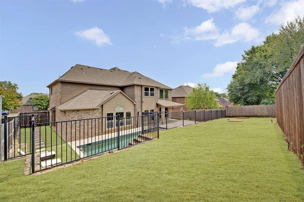 1108 Navajo Drive, McKinney, TX 75072 1108 Navajo Drive, McKinney, TX 75072