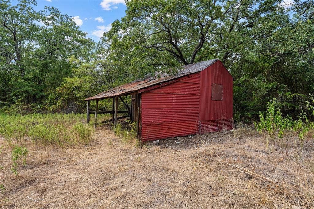 172 M Burton Street, Riesel, TX 76682 Additional content