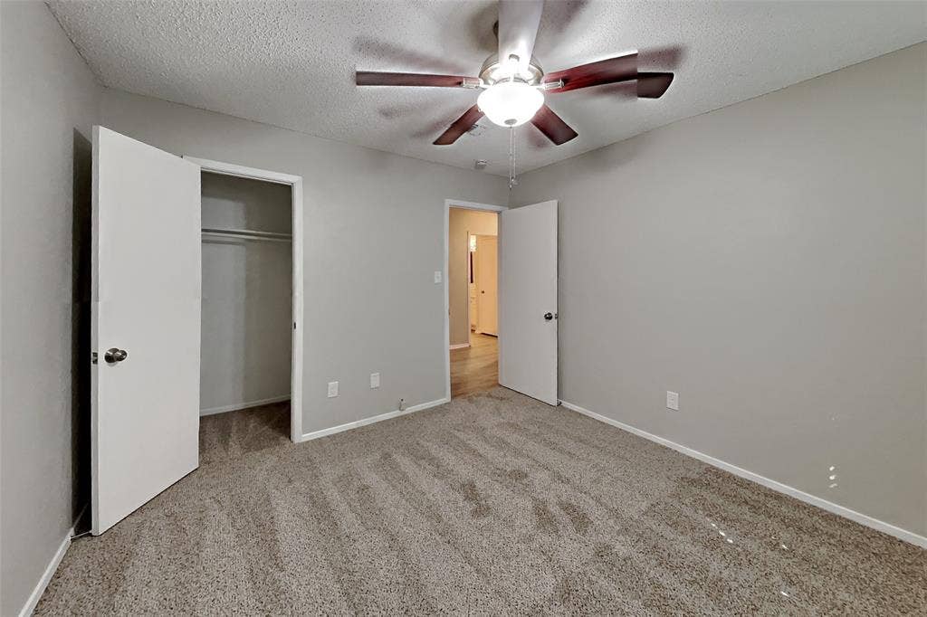 1702 Crimson Court, Arlington, TX 76018