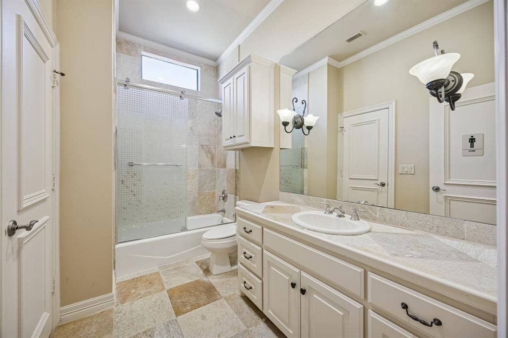 6640 Briar Ridge Lane, Plano, TX 75024 6640 Briar Ridge Lane, Plano, TX 75024