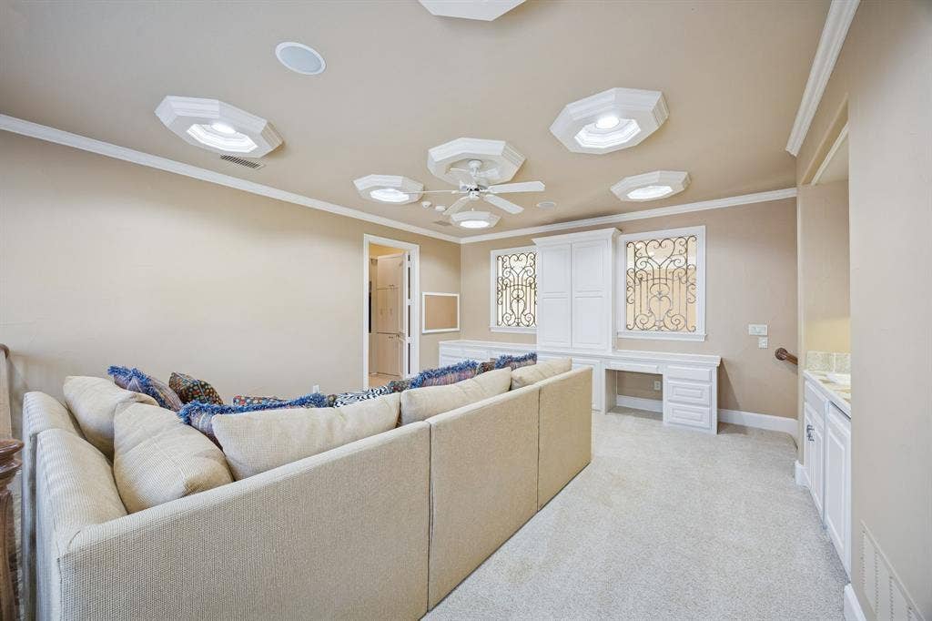 6640 Briar Ridge Lane, Plano, TX 75024 6640 Briar Ridge Lane, Plano, TX 75024
