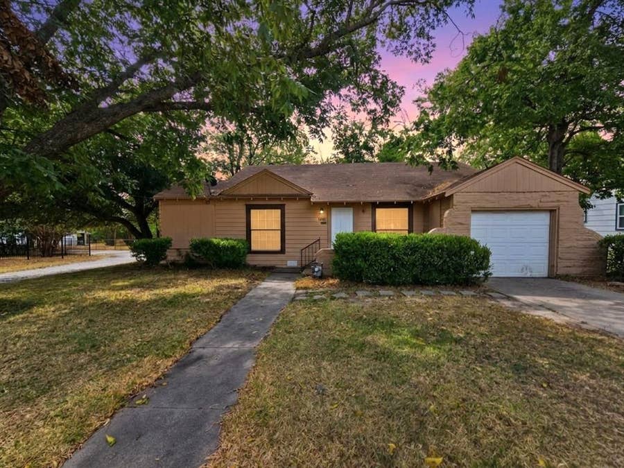 Property photo for 2503 Stanford Street, Greenville, TX