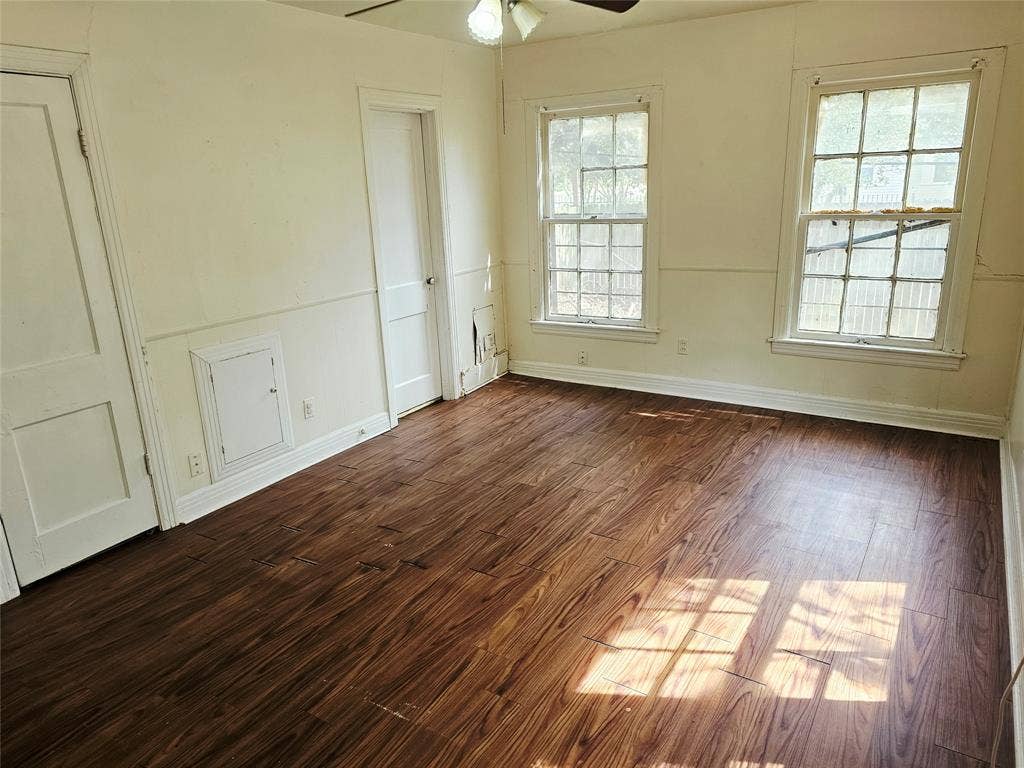 2503 Stanford Street, Greenville, TX 75401 2503 Stanford Street, Greenville, TX 75401
