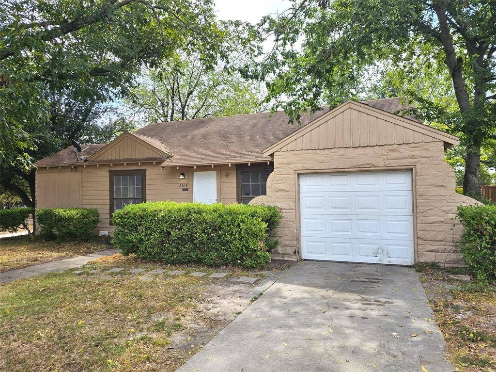 2503 Stanford Street, Greenville, TX 75401 2503 Stanford Street, Greenville, TX 75401