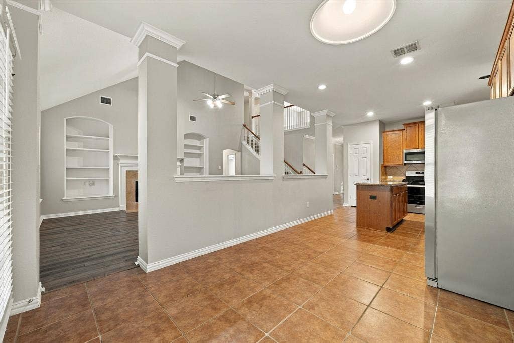323 Deaton Drive, Fate, TX 75087 323 Deaton Drive, Fate, TX 75087
