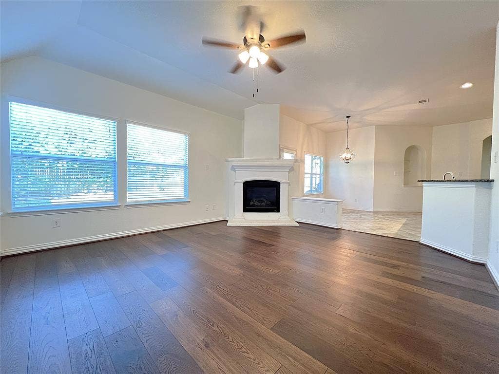 4120 Colina Avenue, Denton, TX 76210 4120 Colina Avenue, Denton, TX 76210