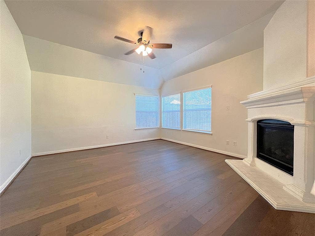 4120 Colina Avenue, Denton, TX 76210 4120 Colina Avenue, Denton, TX 76210