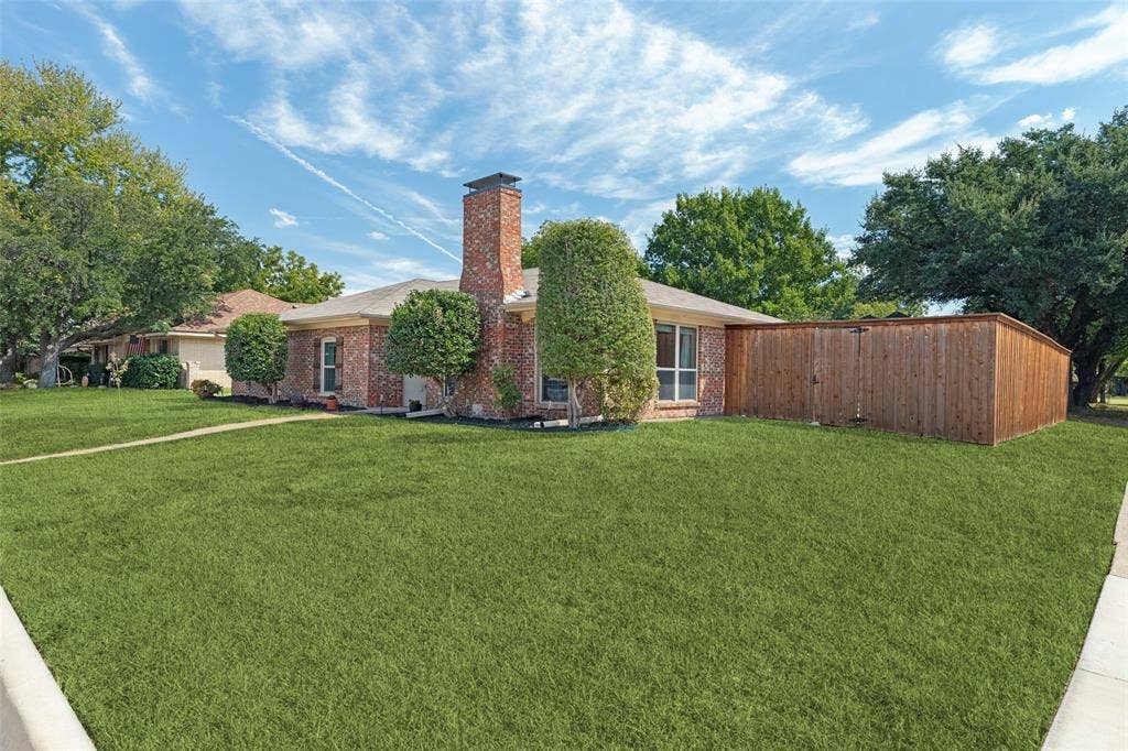 822 Century Park Drive, Garland, TX 75040 Large corner lot with new privacy fence