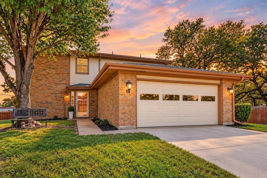 Property photo for 15 Dewberry Court, Bedford, TX