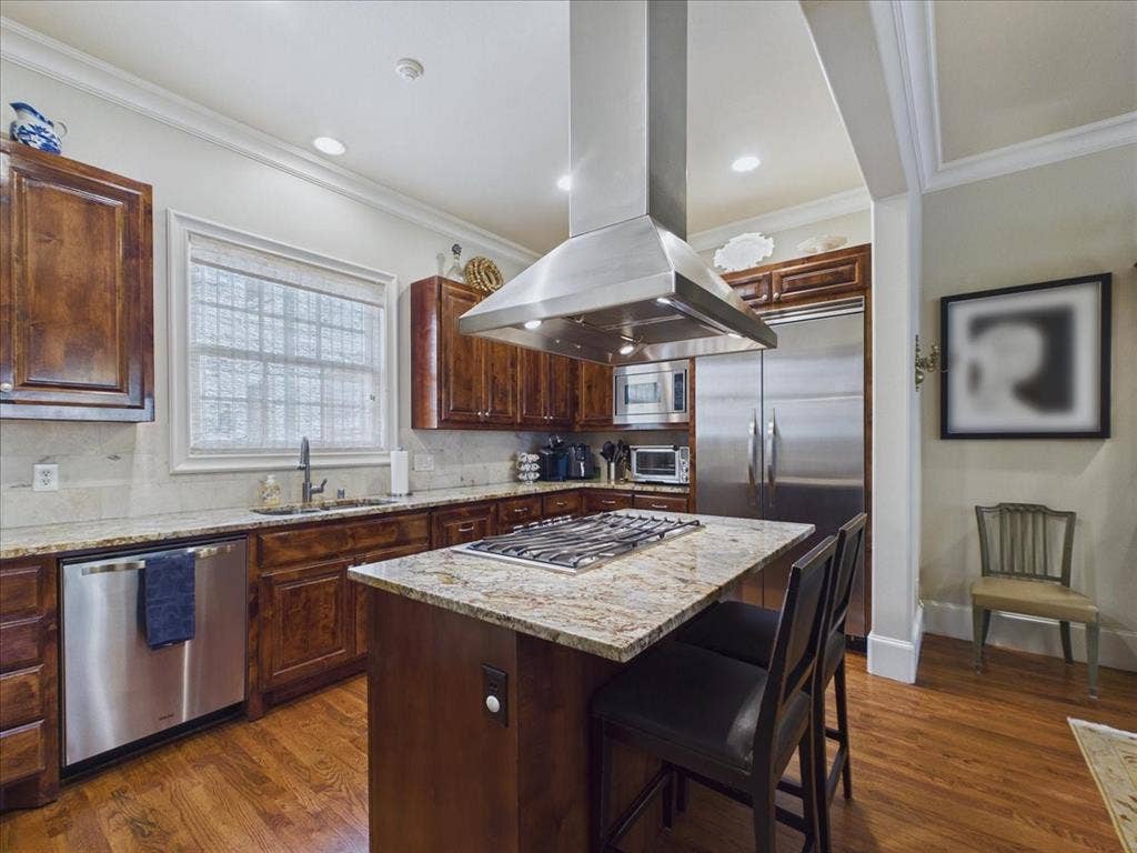 4301 Lomo Alto Drive, #B, Highland Park, TX 75219 Kitchen