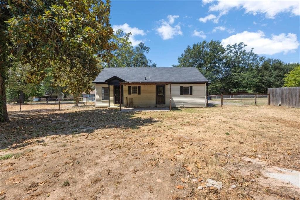 406 Marchman, Lindale, TX 75771 406 Marchman, Lindale, TX 75771