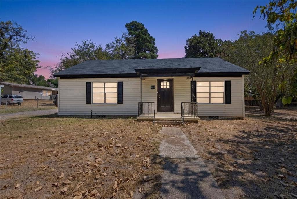 406 Marchman, Lindale, TX 75771 406 Marchman, Lindale, TX 75771