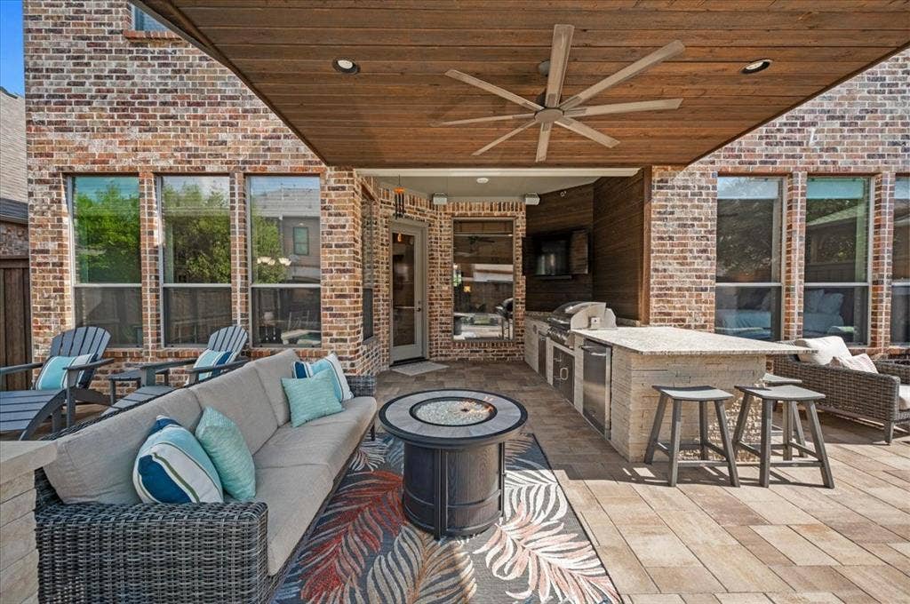 1900 Brookfield Way, McKinney, TX 75072 1900 Brookfield Way, McKinney, TX 75072
