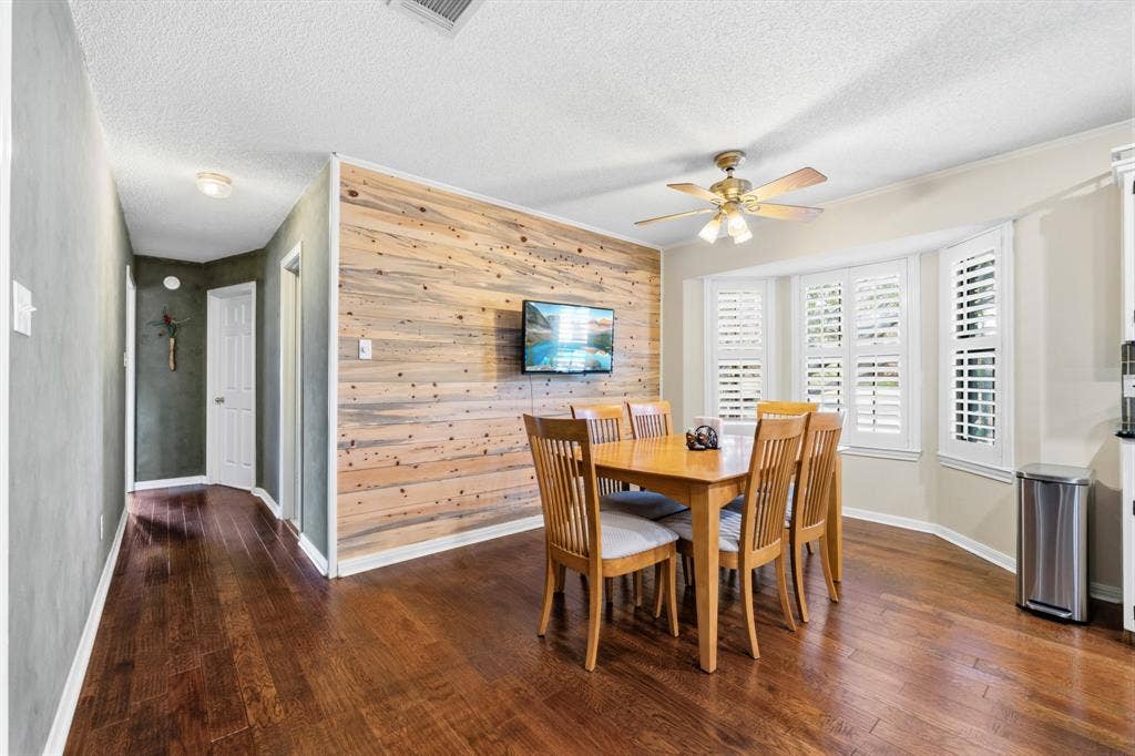 101 Lost Oaks Drive, Waco, TX 76705 101 Lost Oaks Drive, Waco, TX 76705