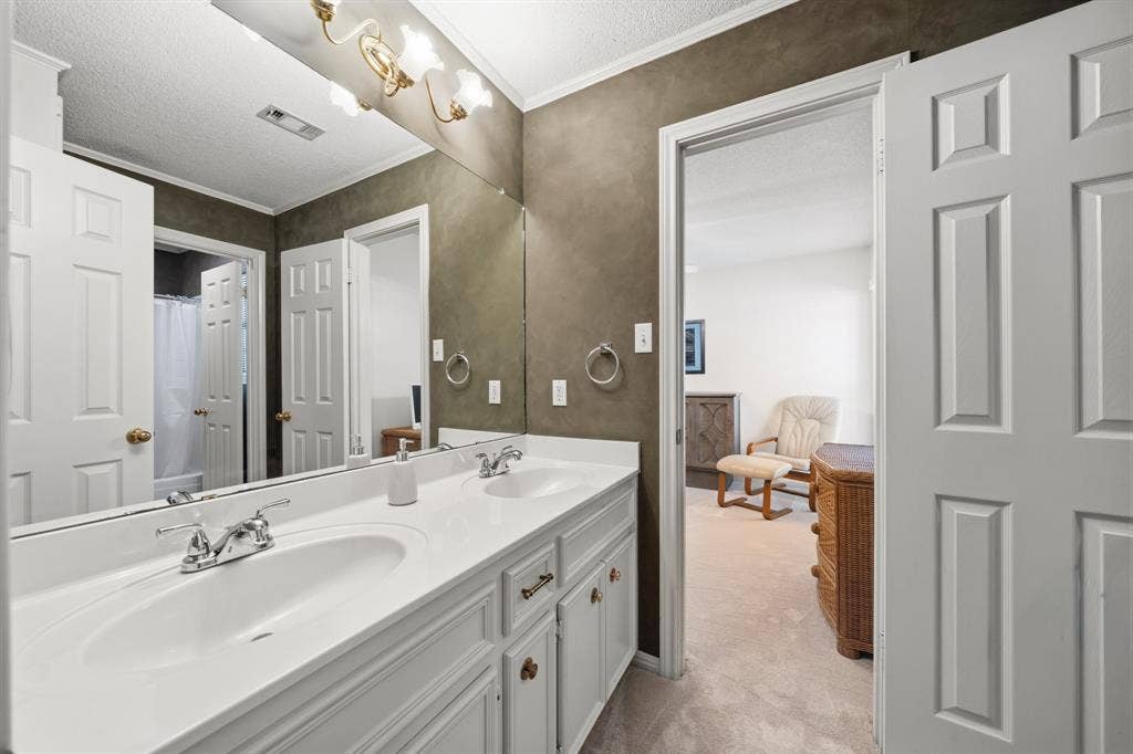 101 Lost Oaks Drive, Waco, TX 76705 101 Lost Oaks Drive, Waco, TX 76705