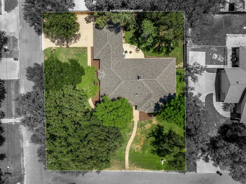 101 Lost Oaks Drive, Waco, TX 76705 101 Lost Oaks Drive, Waco, TX 76705