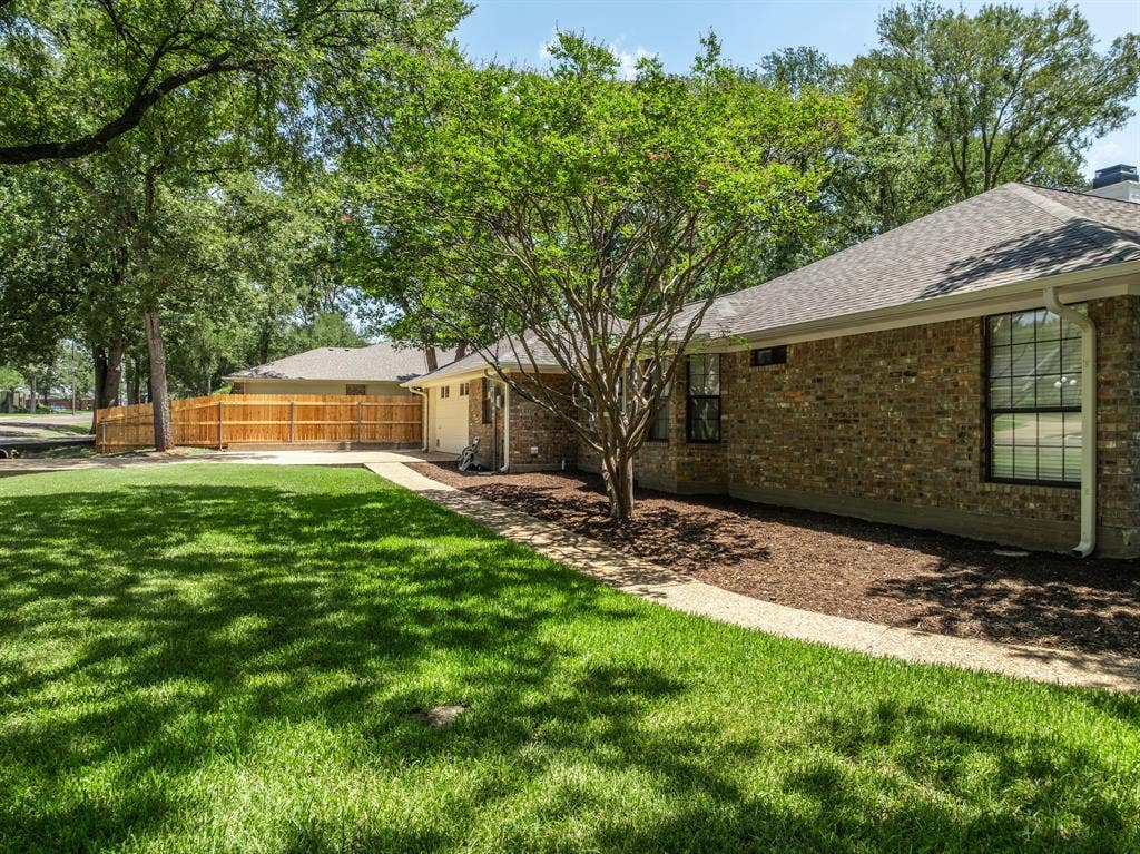 101 Lost Oaks Drive, Waco, TX 76705 101 Lost Oaks Drive, Waco, TX 76705