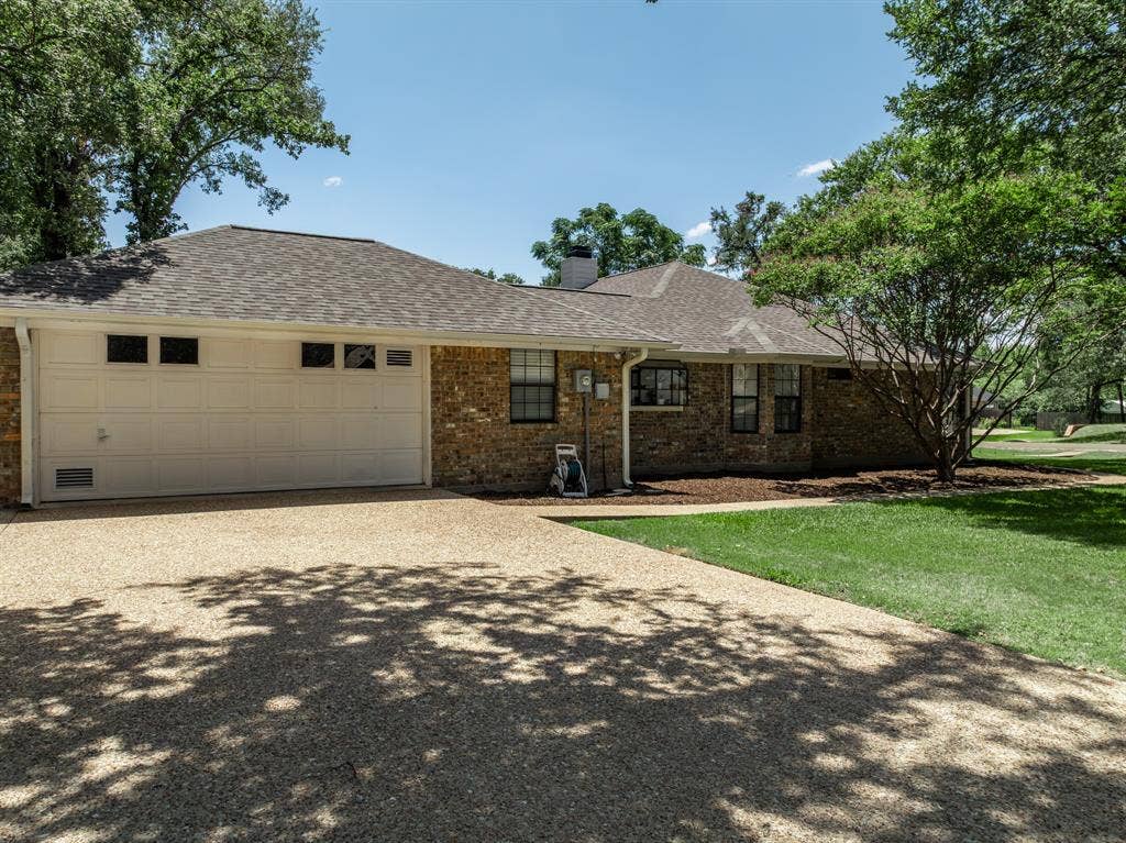 101 Lost Oaks Drive, Waco, TX 76705 101 Lost Oaks Drive, Waco, TX 76705
