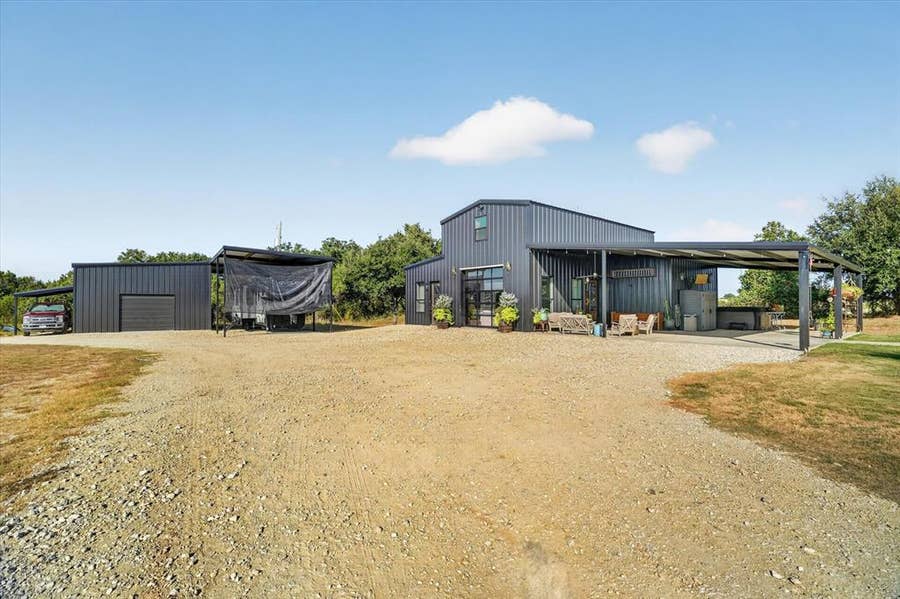 Property photo for 9011 Mcarthur Court, Tolar, TX