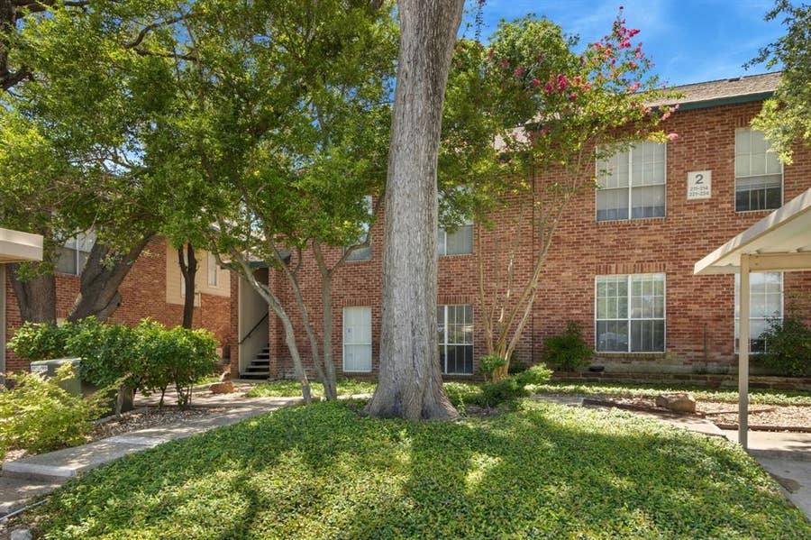 Property photo for 8601 Park Lane, #221, Dallas, TX