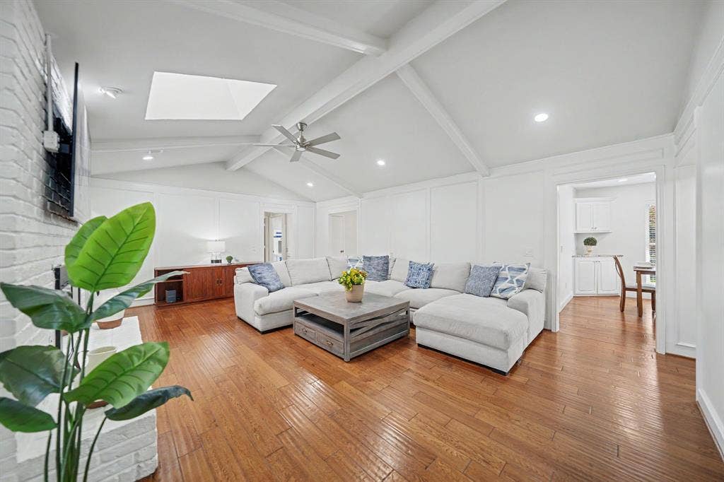 3625 Matterhorn Drive, Plano, TX 75075 3625 Matterhorn Drive, Plano, TX 75075