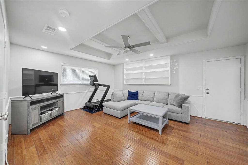 3625 Matterhorn Drive, Plano, TX 75075 3625 Matterhorn Drive, Plano, TX 75075