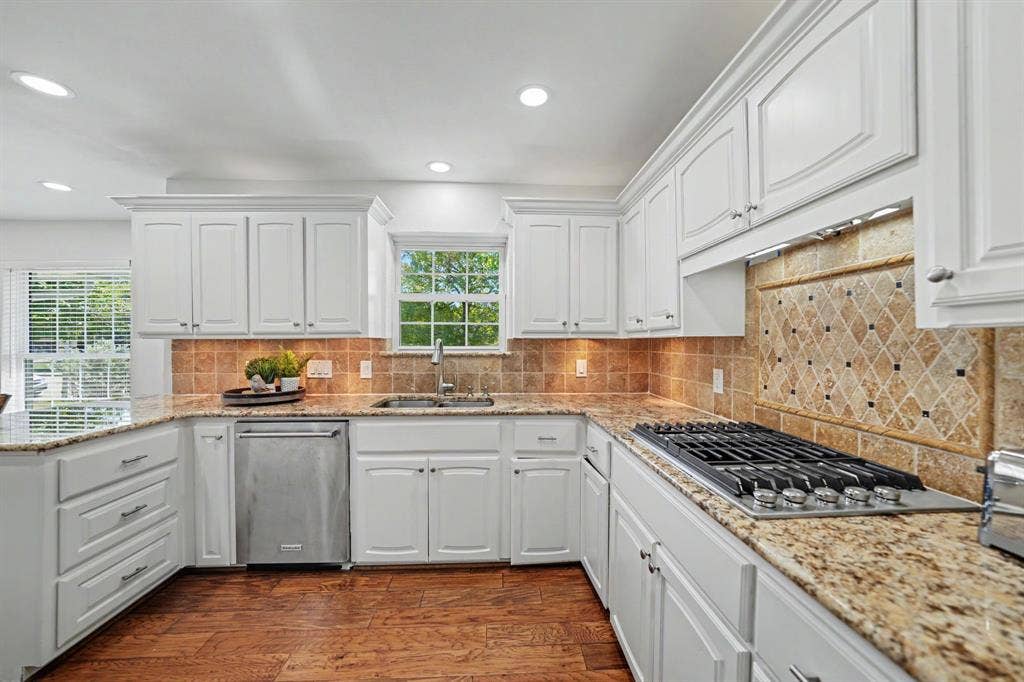 3625 Matterhorn Drive, Plano, TX 75075 3625 Matterhorn Drive, Plano, TX 75075