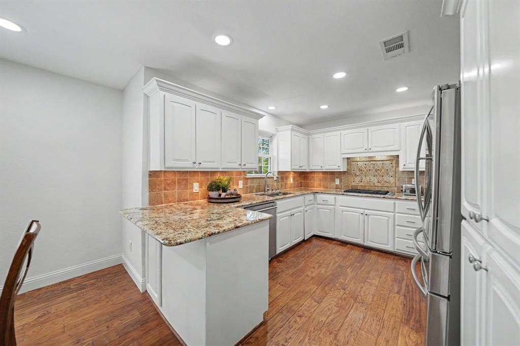 3625 Matterhorn Drive, Plano, TX 75075 3625 Matterhorn Drive, Plano, TX 75075