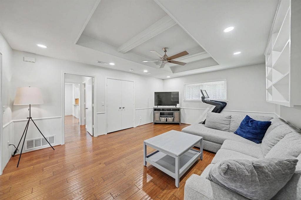 3625 Matterhorn Drive, Plano, TX 75075 3625 Matterhorn Drive, Plano, TX 75075