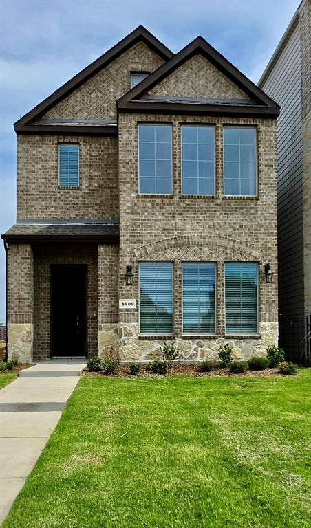 8909 Shoppers Lane, Plano, TX 75024 8909 Shoppers Lane, Plano, TX 75024