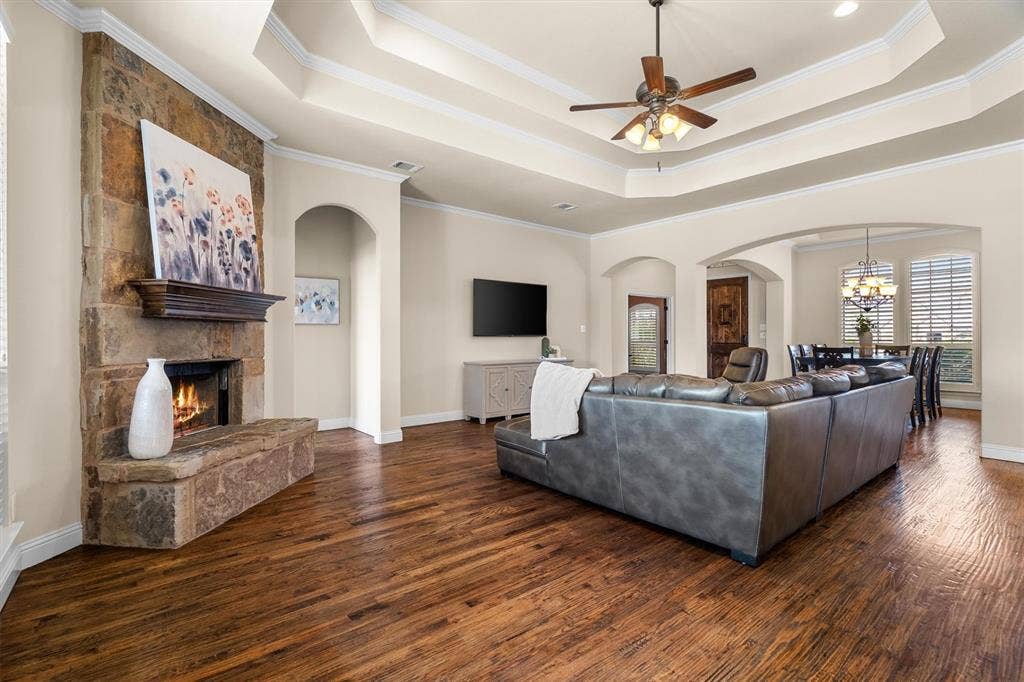 1325 Bluff Springs Drive, Fort Worth, TX 76052 1325 Bluff Springs Drive, Fort Worth, TX 76052
