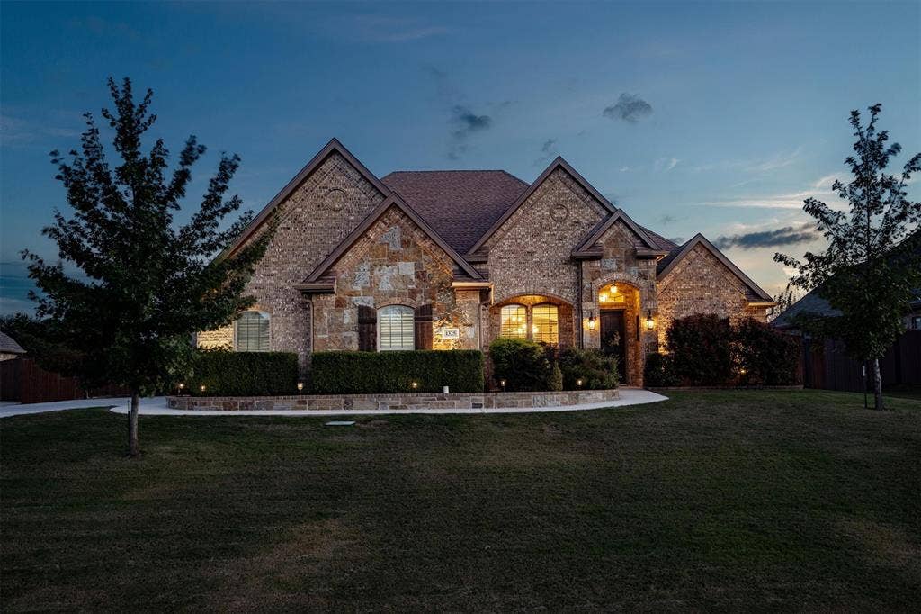1325 Bluff Springs Drive, Fort Worth, TX 76052 1325 Bluff Springs Drive, Fort Worth, TX 76052