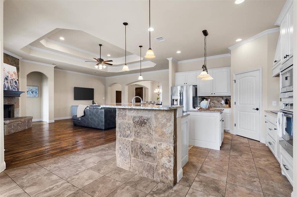 1325 Bluff Springs Drive, Fort Worth, TX 76052 1325 Bluff Springs Drive, Fort Worth, TX 76052