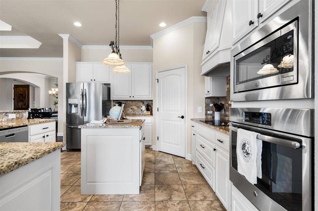 1325 Bluff Springs Drive, Fort Worth, TX 76052 1325 Bluff Springs Drive, Fort Worth, TX 76052
