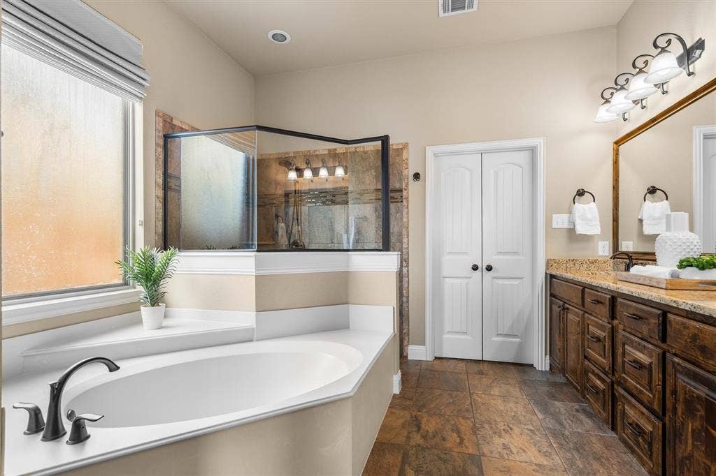 1325 Bluff Springs Drive, Fort Worth, TX 76052 1325 Bluff Springs Drive, Fort Worth, TX 76052