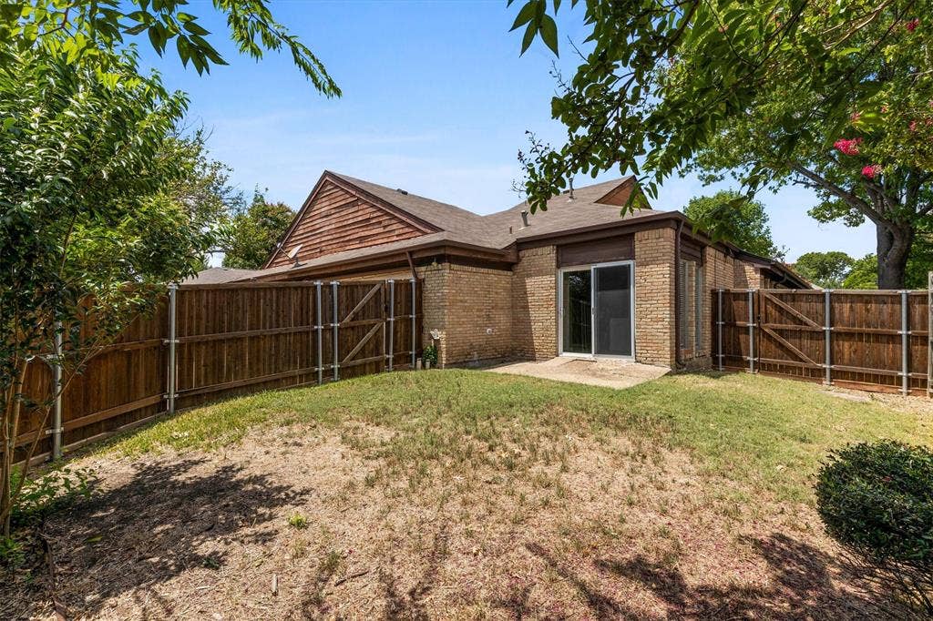1908 Treehouse Lane, Plano, TX 75023 1908 Treehouse Lane, Plano, TX 75023